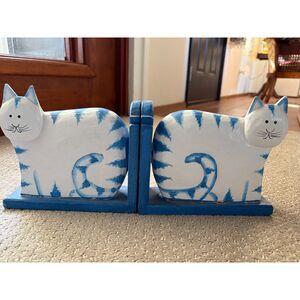 Set Wooden Cat Bookends Blue and White *AS IS*